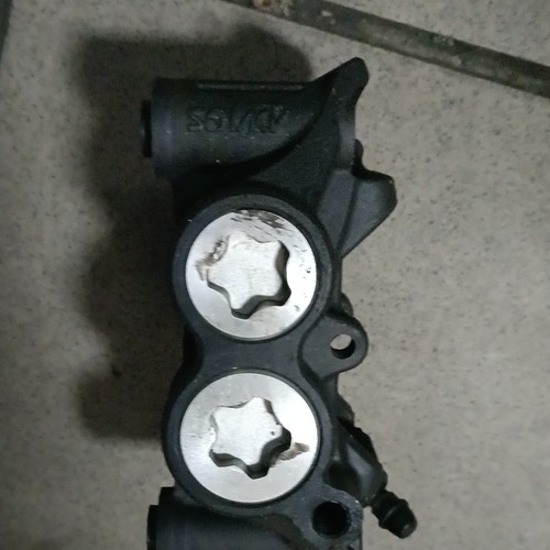 Pinza freno tmax 530 - pinza,